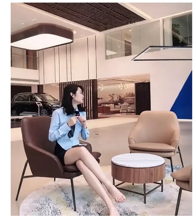 佳木斯新玛特迪桑特柜姐日常被拍1080P高清成片无删减-新玛特迪桑特导购事件完整版-免费在线看无广告-VS影视